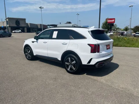 Another view of 2022 Kia Sorento S for sale in Cedar Rapids, IA at Cassill Motors