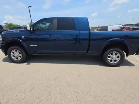 More photos of 2022 Ram 2500 Laramie at Cassill Motors, IA