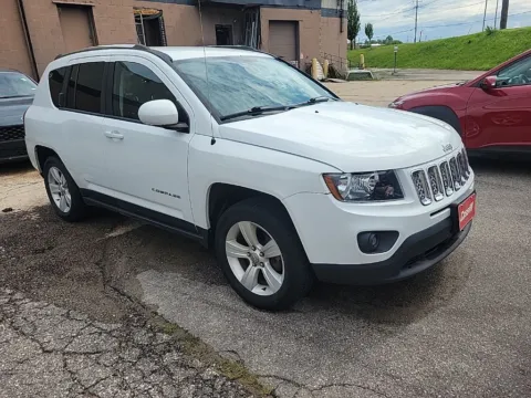 Photos of 2014 Jeep Compass Latitude for sale in Cedar Rapids, IA at Cassill Motors