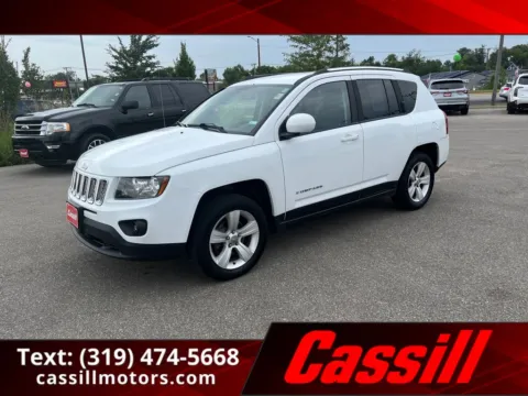 White 2014 Jeep Compass Latitude for sale in Cedar Rapids, IA