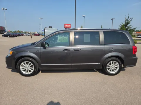 Photos of 2019 Dodge Grand Caravan SXT for sale in Cedar Rapids, IA at Cassill Motors