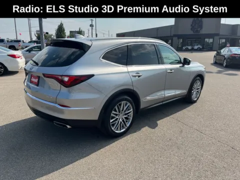 More photos of 2023 Acura MDX Advance at Cassill Motors, IA
