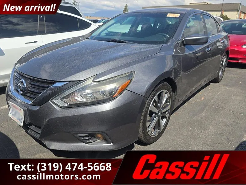 Gray 2017 Nissan Altima 2.5 SR for sale in Cedar Rapids, IA
