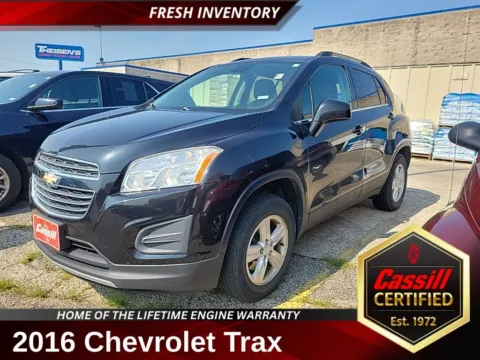 Black 2016 Chevrolet Trax LT for sale in Cedar Rapids, IA