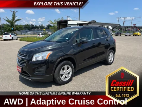 Black 2016 Chevrolet Trax LT for sale in Cedar Rapids, IA
