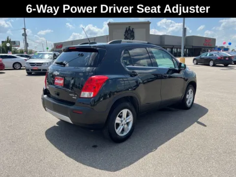 More photos of 2016 Chevrolet Trax LT at Cassill Motors, IA