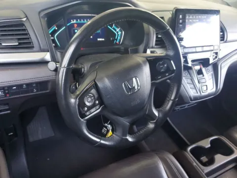 More photos of 2020 Honda Odyssey EX-L at Cassill Motors, IA