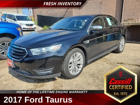 Black 2017 Ford Taurus Limited for sale in Cedar Rapids, IA