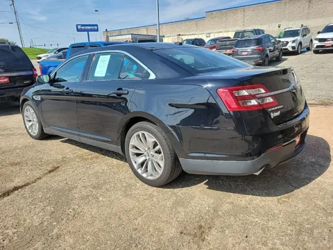 More photos of 2017 Ford Taurus Limited at Cassill Motors, IA