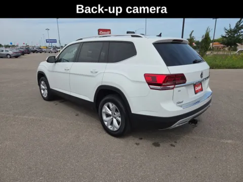Another view of 2019 Volkswagen Atlas 3.6L V6 SE for sale in Cedar Rapids, IA at Cassill Motors