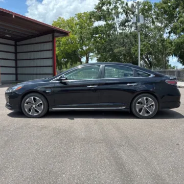 Photos of 2019 Hyundai Sonata Plug-In Hybrid Limited for sale in Cedar Rapids, IA at Cassill Motors