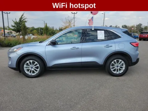 Photos of 2022 Ford Escape SE for sale in Cedar Rapids, IA at Cassill Motors