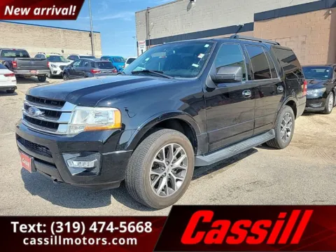 Black 2016 Ford Expedition XLT for sale in Cedar Rapids, IA