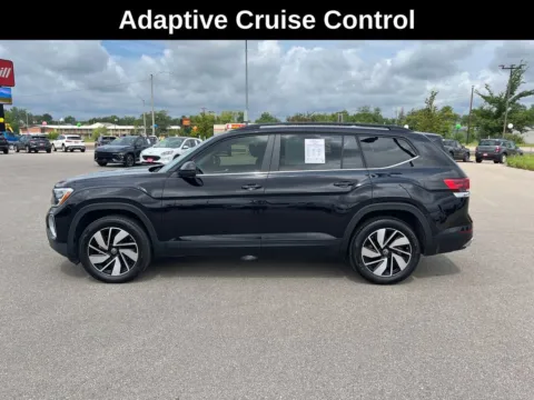 Photos of 2024 Volkswagen Atlas 2.0T SE w/Technology for sale in Cedar Rapids, IA at Cassill Motors