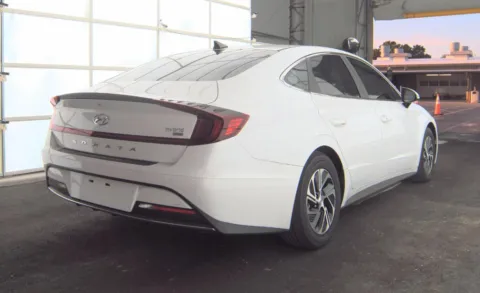 More photos of 2023 Hyundai Sonata Hybrid Blue at Cassill Motors, IA