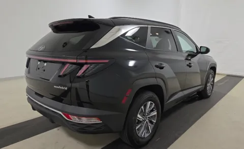 More photos of 2022 Hyundai Tucson Hybrid Blue at Cassill Motors, IA