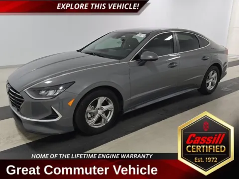Gray 2023 Hyundai Sonata SE for sale in Cedar Rapids, IA