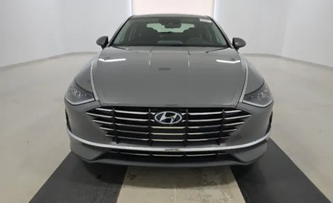 Photos of 2023 Hyundai Sonata SE for sale in Cedar Rapids, IA at Cassill Motors