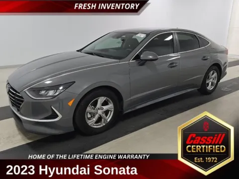 Gray 2023 Hyundai Sonata SE for sale in Cedar Rapids, IA