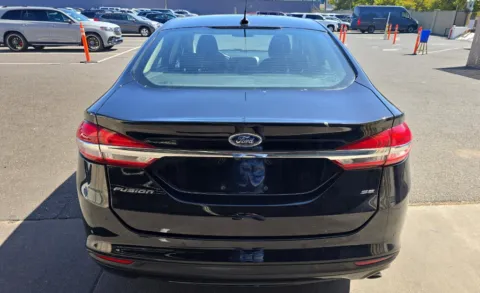 More photos of 2018 Ford Fusion SE at Cassill Motors, IA
