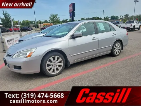 Silver 2007 Honda Accord EX-L for sale in Cedar Rapids, IA