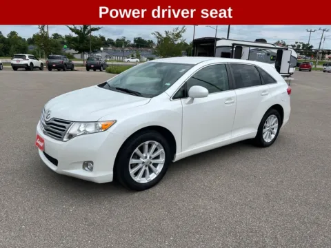 Photos of 2012 Toyota Venza LE for sale in Cedar Rapids, IA at Cassill Motors