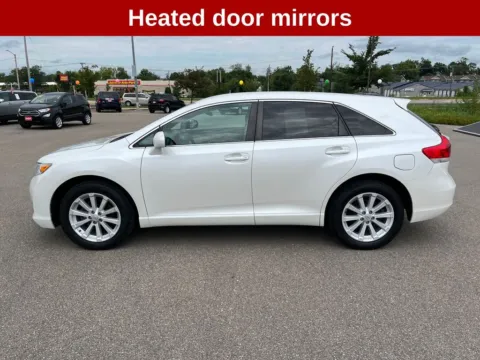 More photos of 2012 Toyota Venza LE at Cassill Motors, IA
