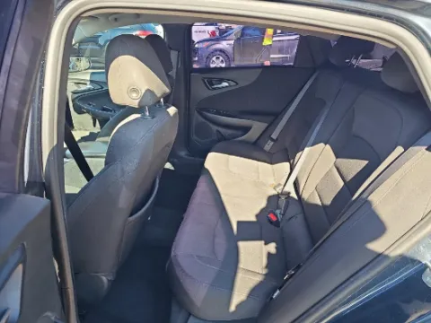 More photos of 2020 Chevrolet Malibu LS at Cassill Motors, IA
