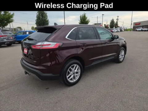 More photos of 2024 Ford Edge SEL at Cassill Motors, IA
