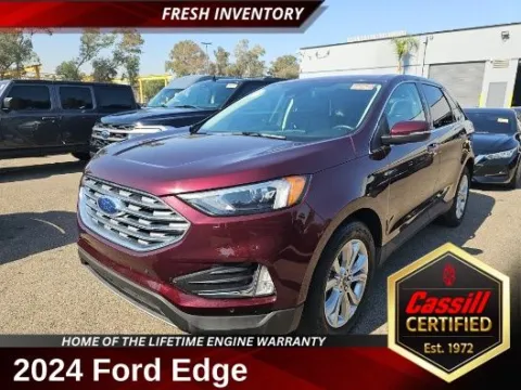 Red 2024 Ford Edge Titanium for sale in Cedar Rapids, IA