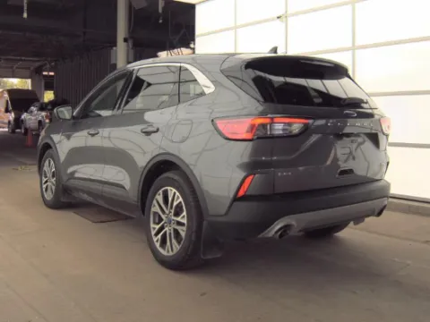 More photos of 2022 Ford Escape Hybrid SEL at Cassill Motors, IA