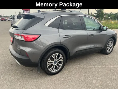 More photos of 2022 Ford Escape Hybrid SEL at Cassill Motors, IA
