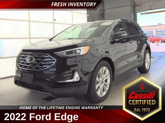 Black 2022 Ford Edge Titanium for sale in Cedar Rapids, IA