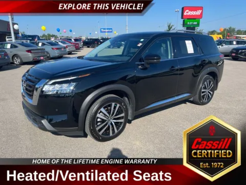 Black 2024 Nissan Pathfinder Platinum for sale in Cedar Rapids, IA