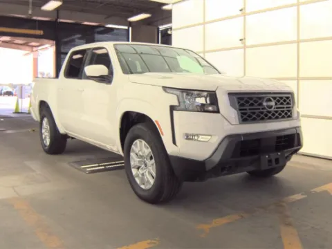 Photos of 2024 Nissan Frontier SV for sale in Cedar Rapids, IA at Cassill Motors