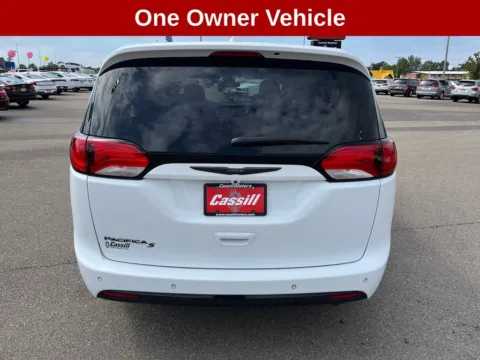 More photos of 2018 Chrysler Pacifica Touring Plus at Cassill Motors, IA