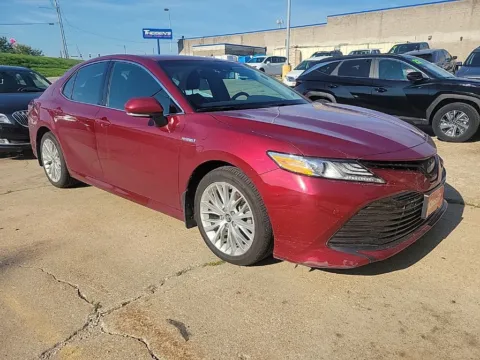 Another view of 2018 Toyota Camry Hybrid LE for sale in Cedar Rapids, IA at Cassill Motors