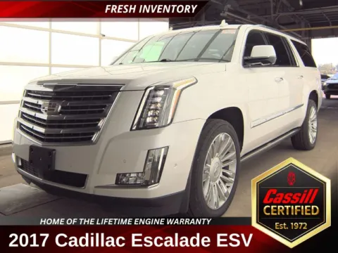 White 2017 Cadillac Escalade ESV Platinum Edition for sale in Cedar Rapids, IA