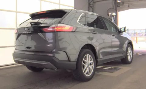 Another view of 2022 Ford Edge SEL for sale in Cedar Rapids, IA at Cassill Motors