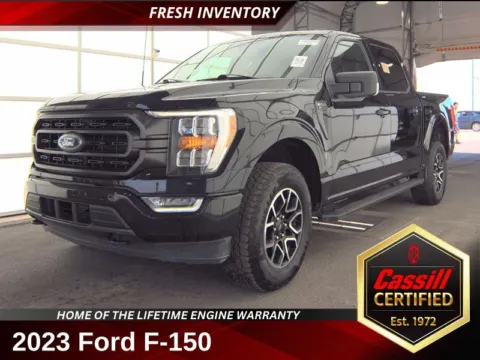 Black 2023 Ford F-150 XLT for sale in Cedar Rapids, IA