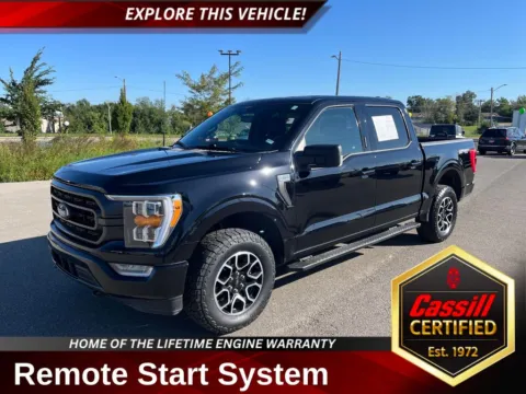Black 2023 Ford F-150 XLT for sale in Cedar Rapids, IA