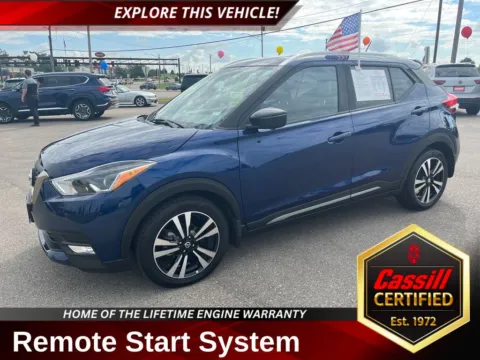 Blue 2020 Nissan Kicks SR for sale in Cedar Rapids, IA