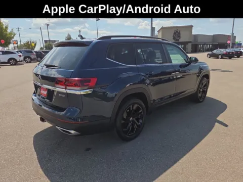 More photos of 2022 Volkswagen Atlas 3.6L V6 SE w/Technology at Cassill Motors, IA