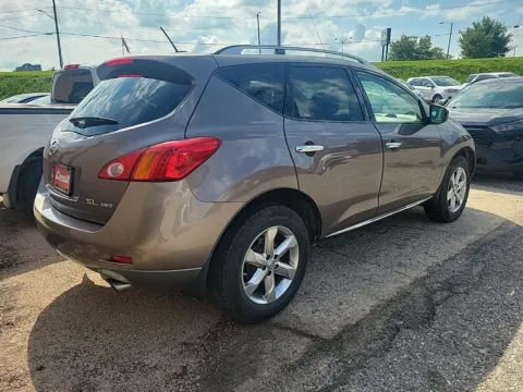 More photos of 2010 Nissan Murano SL at Cassill Motors, IA