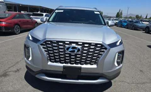 Photos of 2022 Hyundai Palisade SEL for sale in Cedar Rapids, IA at Cassill Motors