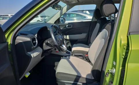 More photos of 2022 Hyundai Venue SEL at Cassill Motors, IA