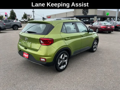 More photos of 2022 Hyundai Venue SEL at Cassill Motors, IA