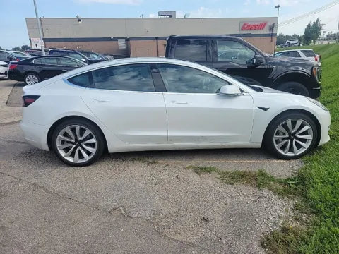 More photos of 2020 Tesla Model 3 Standard at Cassill Motors, IA