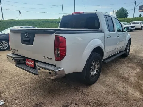 More photos of 2013 Nissan Frontier SL at Cassill Motors, IA