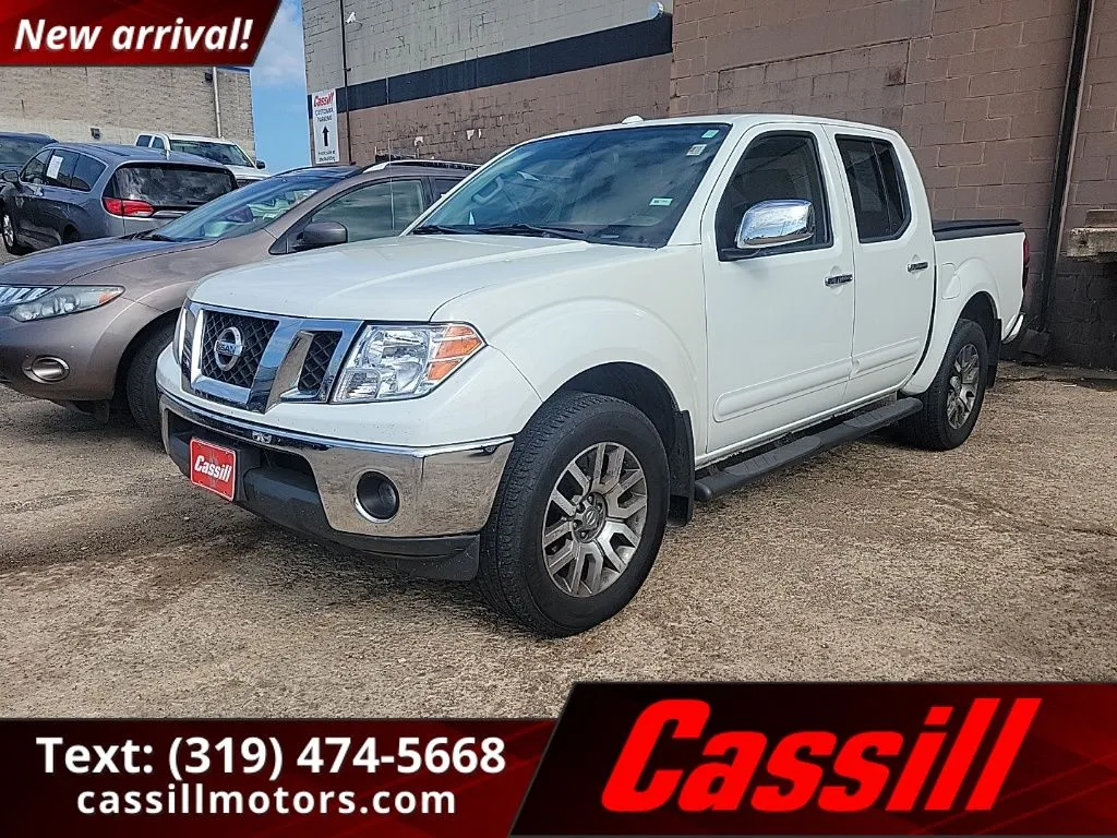 White 2013 Nissan Frontier SL for sale in Cedar Rapids, IA